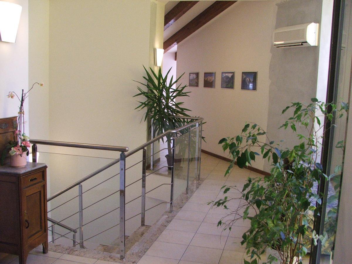 סריאטה Hotel Ponte Autostrada מראה חיצוני תמונה