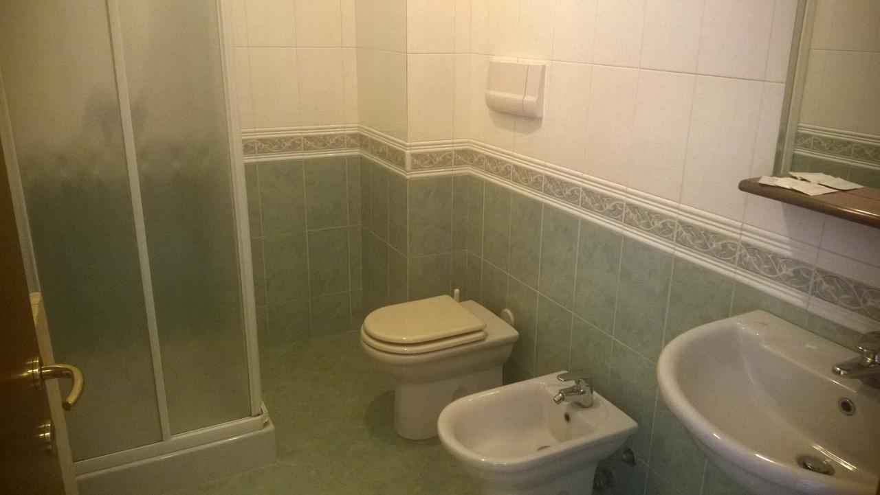 סריאטה Hotel Ponte Autostrada מראה חיצוני תמונה
