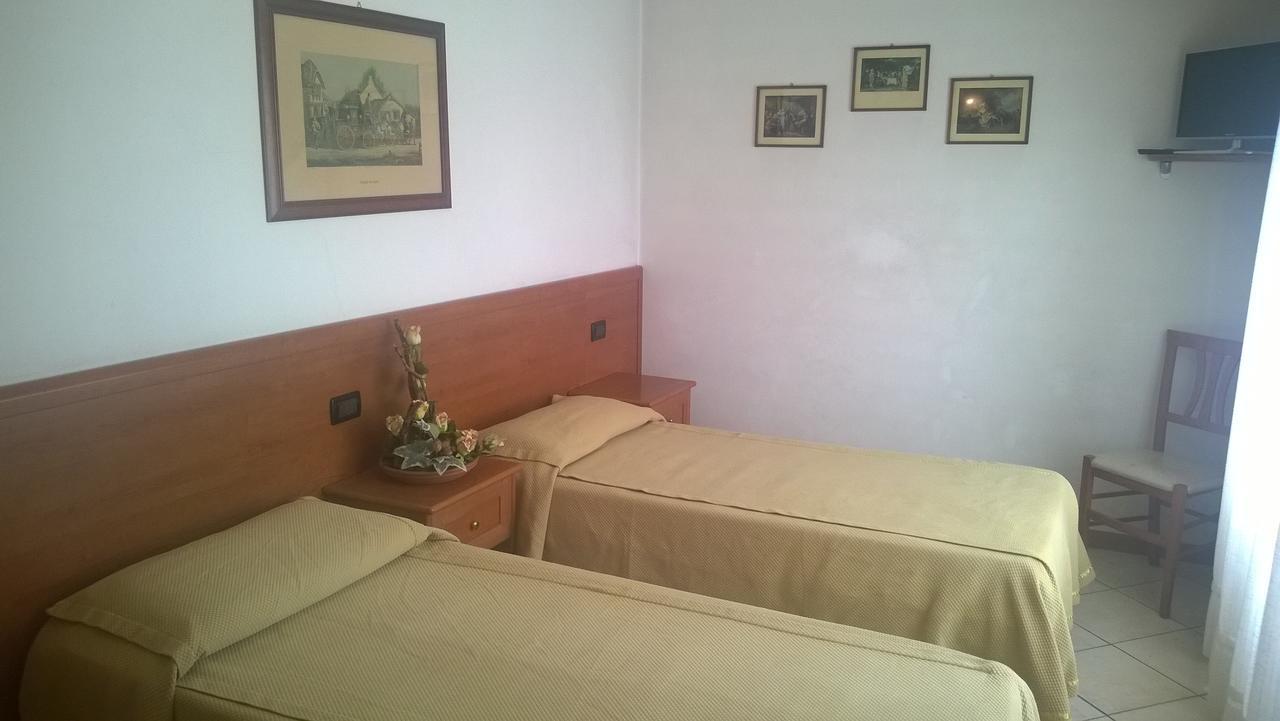 סריאטה Hotel Ponte Autostrada מראה חיצוני תמונה