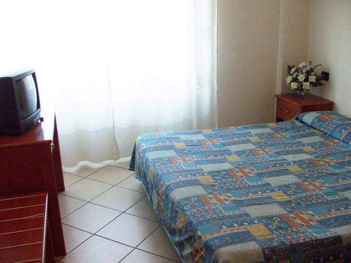 סריאטה Hotel Ponte Autostrada מראה חיצוני תמונה